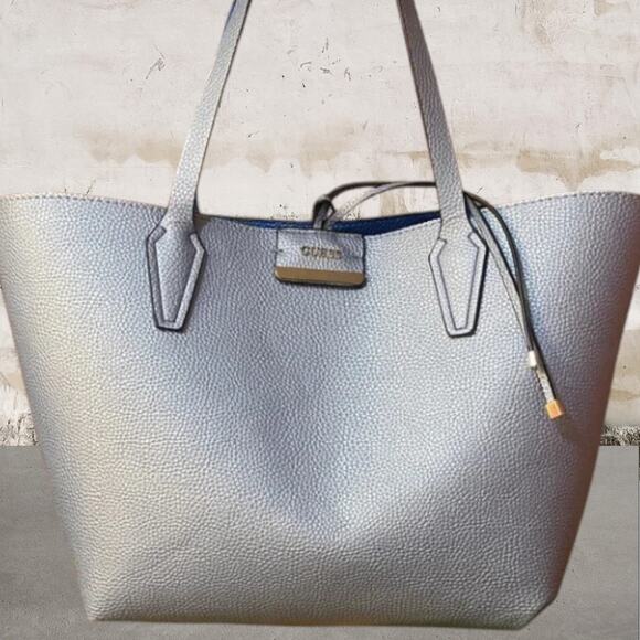 GUESS Metallic Reversible Tote Bag or Mask - Picture 6 of 6